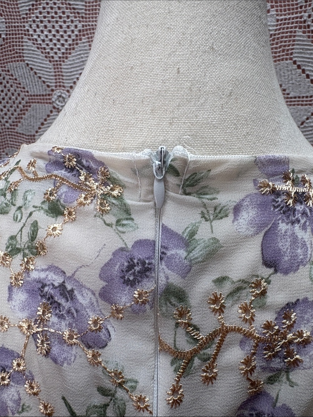 PHA-RIT Classic Closet Floral Embroidered Midi Dress - Picture 14 of 15
